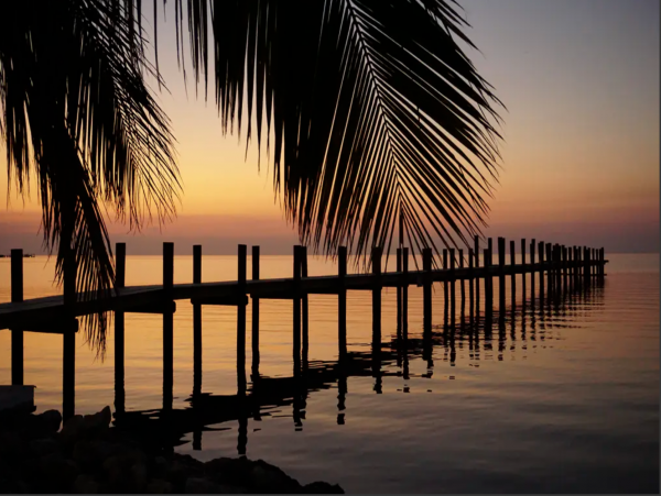 BeachFront Keys Villa Luxury With Pool