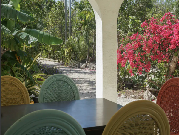 BeachFront Keys Villa Luxury With Pool