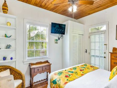 Key West Estate Perfect for Groups! 5 Separate Rentals
