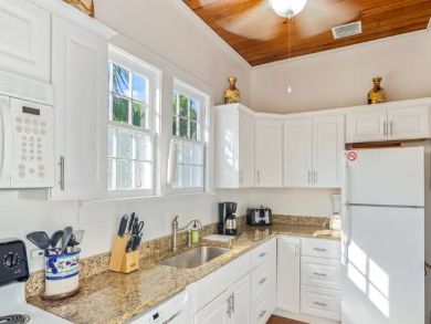 Key West Estate Perfect for Groups! 5 Separate Rentals