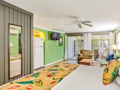 Key West Estate Perfect for Groups! 5 Separate Rentals