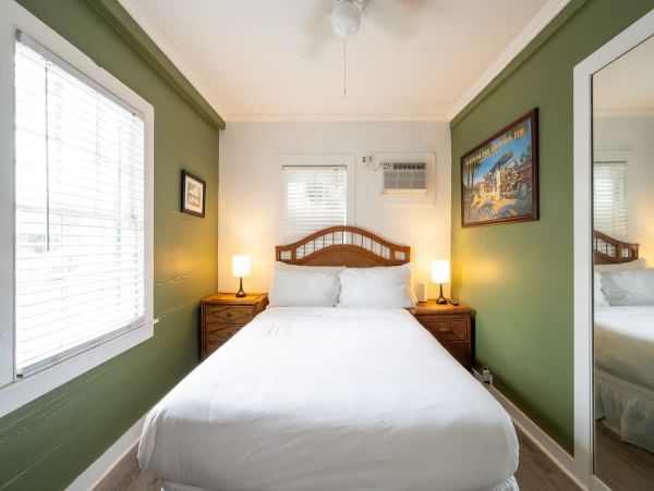 Key West Vacation Home Five Bedroom with Pool