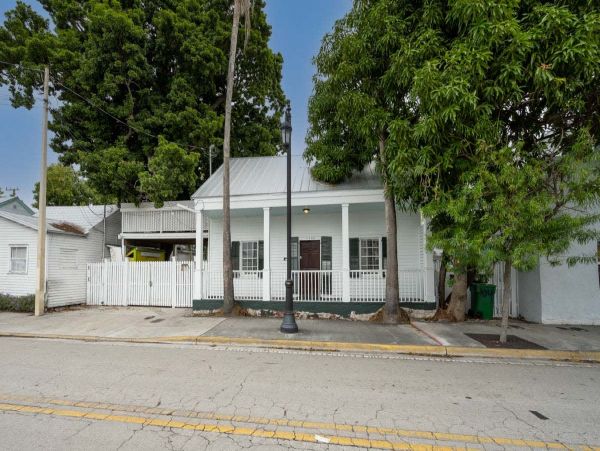 Key West Vacation Home Five Bedroom with Pool