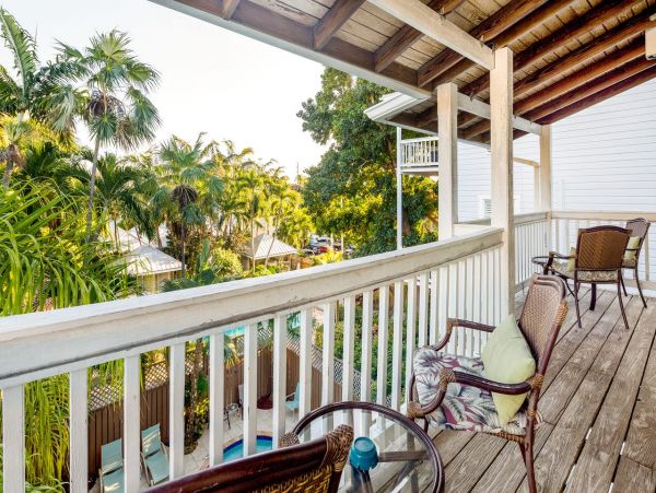Key West Nine Bedroom Vacation Pool Rental Sleeps 18