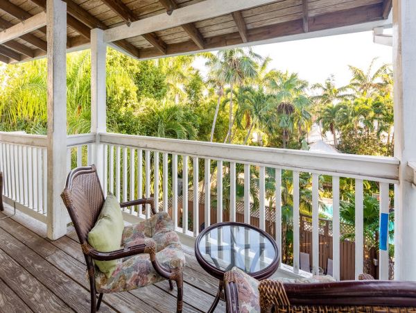 Key West Nine Bedroom Vacation Pool Rental Sleeps 18