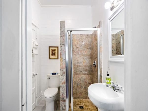 Key West Nine Bedroom Vacation Pool Rental Sleeps 18