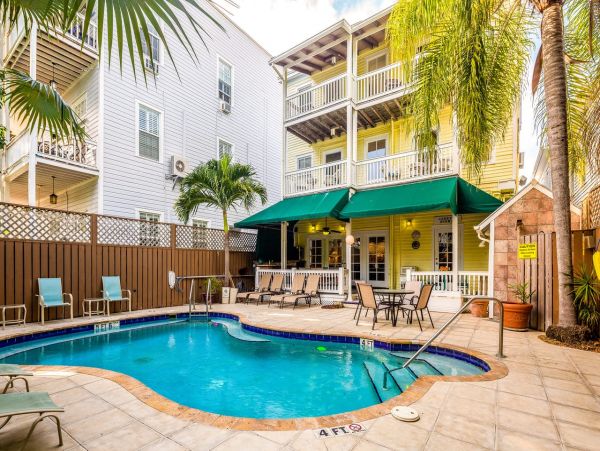 Key West Nine Bedroom Vacation Pool Rental Sleeps 18