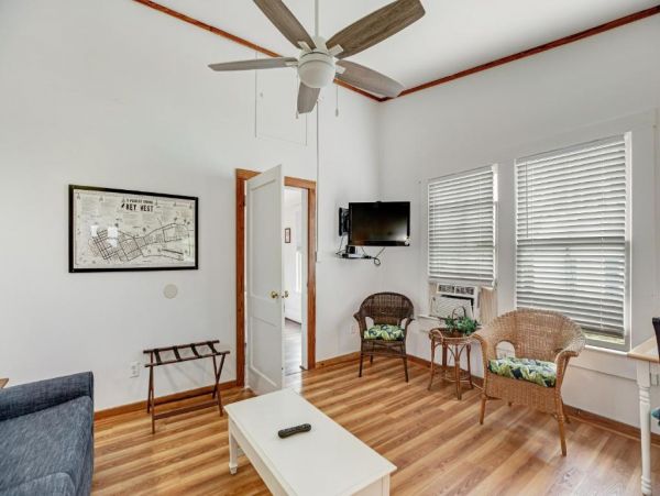 Key West Vacation Home Sleeps 4 Guests