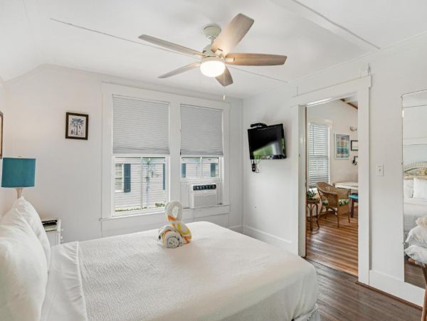 Key West Vacation Home Sleeps 4 Guests