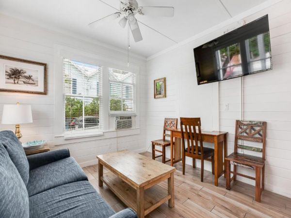 Key West Vacation Home Sleeps 4 Guests
