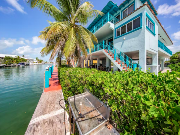 Florida Keys Spacious Duplex - Dock & Beach Access  - Pool