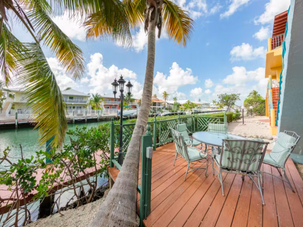 Florida Keys Spacious Duplex - Dock & Beach Access  - Pool