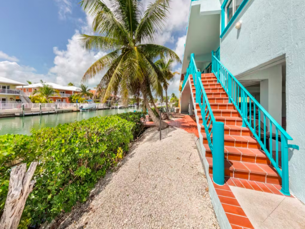 Florida Keys Spacious Duplex - Dock & Beach Access  - Pool