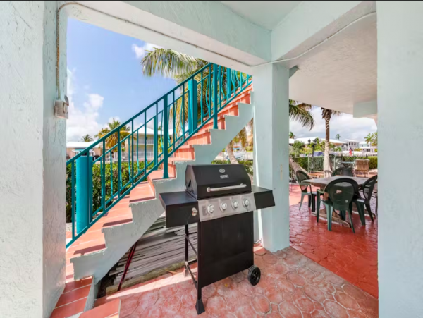 Florida Keys Spacious Duplex - Dock & Beach Access  - Pool