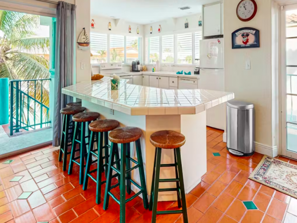 Florida Keys Spacious Duplex - Dock & Beach Access  - Pool