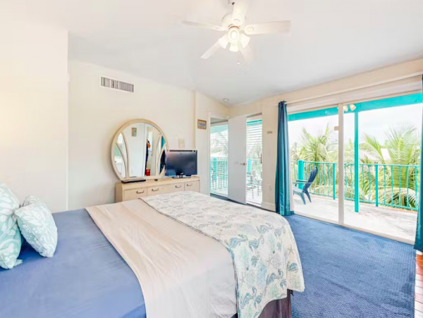 Florida Keys Spacious Duplex - Dock & Beach Access  - Pool