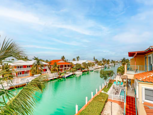 Florida Keys Spacious Duplex - Dock & Beach Access  - Pool