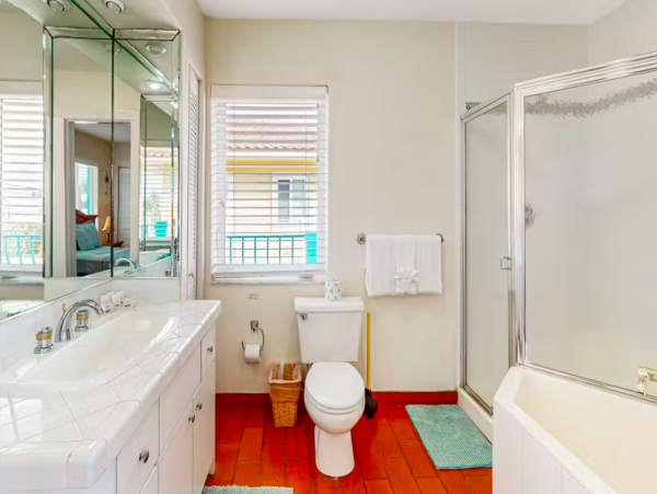 Florida Keys Spacious Duplex - Dock & Beach Access  - Pool