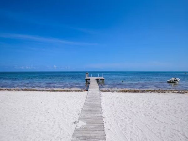 Long Key Four Bedroom Oceanfront Duplex