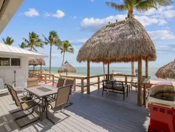 Long Key Four Bedroom Oceanfront Duplex
