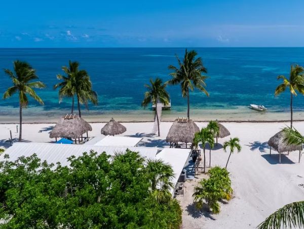 Long Key Four Bedroom Oceanfront Duplex