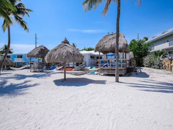 Long Key Four Bedroom Oceanfront Duplex
