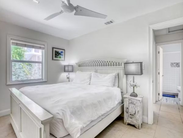 Long Key Four Bedroom Oceanfront Duplex