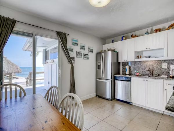 Long Key Four Bedroom Oceanfront Duplex