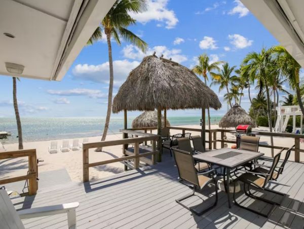 Long Key Four Bedroom Oceanfront Duplex
