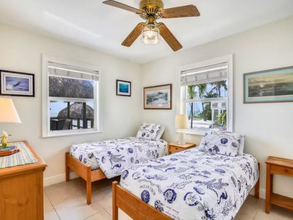 Long Key Four Bedroom Oceanfront Duplex