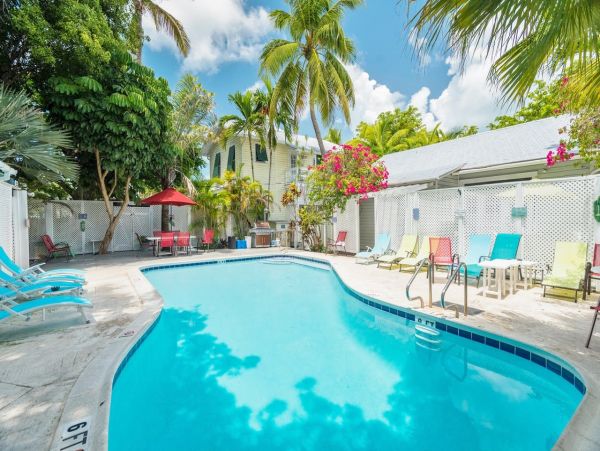 Twelve Bedrooms Key West Vacation Pool Home Sleeps 36 Guests