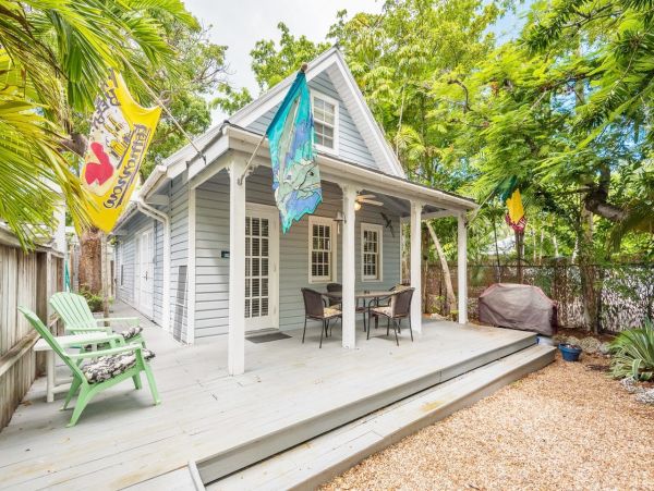 Twelve Bedrooms Key West Vacation Pool Home Sleeps 36 Guests