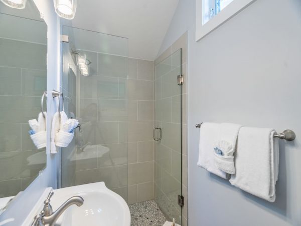 Twelve Bedrooms Key West Vacation Pool Home Sleeps 36 Guests
