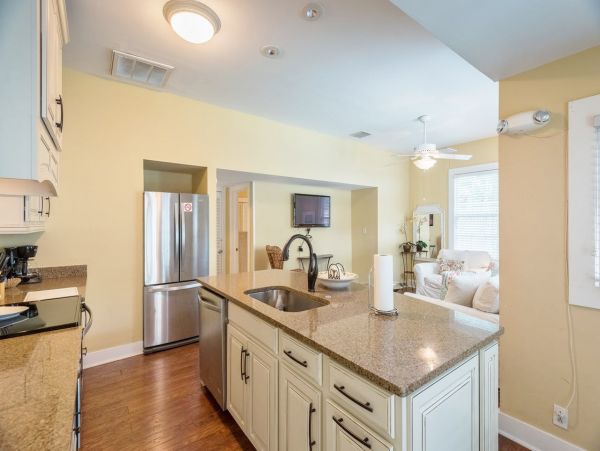 Twelve Bedrooms Key West Vacation Pool Home Sleeps 36 Guests