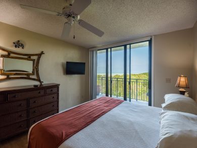 Florida Keys Vacation Condo Sleeps Six Guests.