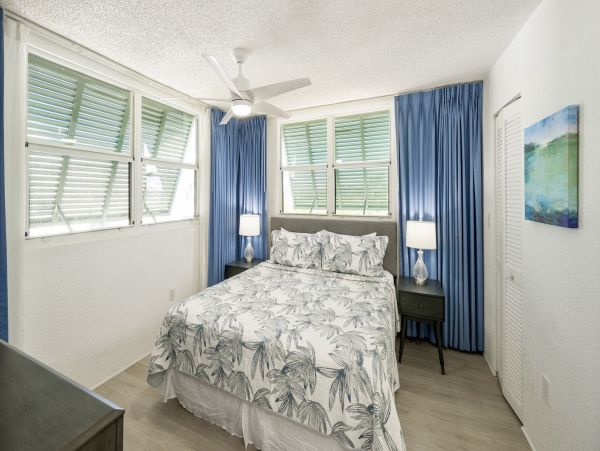 Two Bedroom Vacation Condo on Key West - Pool & Tennis