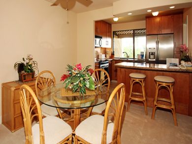 Open plan kitchen & dining area
