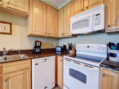 Two Bedroom Condo with Full Gulf Views on the Beach