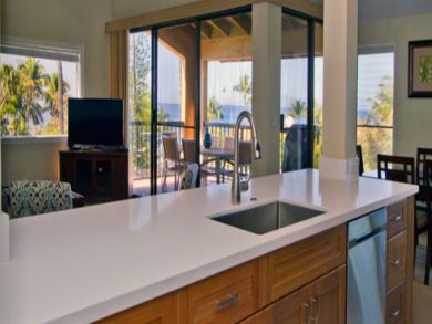 Wailea Two Bedroom Ocean View Vacation Condo Sleeps 6