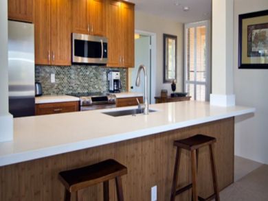 Wailea Two Bedroom Ocean View Vacation Condo Sleeps 6