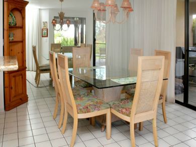 Dining room seats six