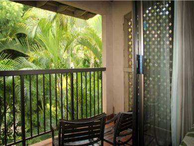 Guest bedroom balcony