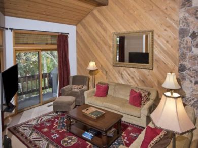 Beaver Creek Three Bedroom Luxury Accommodation/Home