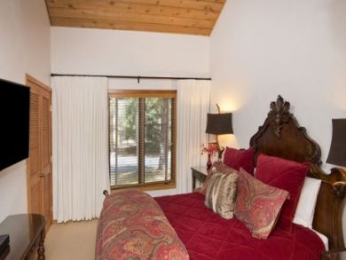 Beaver Creek Three Bedroom Luxury Accommodation/Home