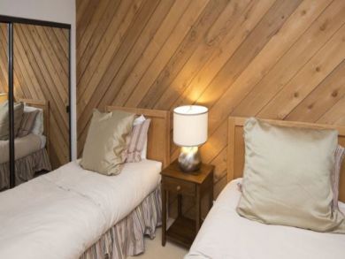 Beaver Creek Three Bedroom Luxury Accommodation/Home