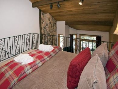 Beaver Creek Three Bedroom Luxury Accommodation/Home