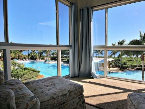 Ocean View 4 Bedroom Upscale Townhome with Spa and Waterfall