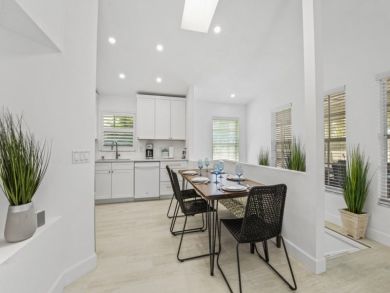 Fort Myers Three Bedroom Vacation Home with Private Pool