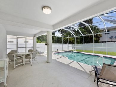 Fort Myers Three Bedroom Vacation Home with Private Pool