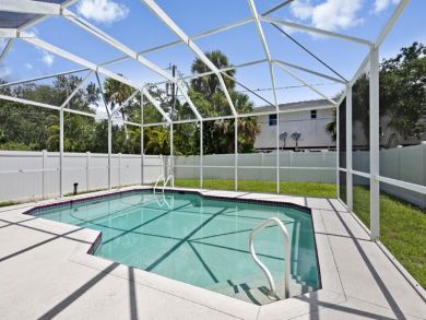Fort Myers Three Bedroom Vacation Home with Private Pool